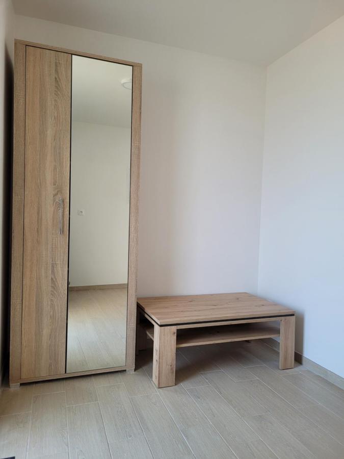 Apartman Neva Galanta Esterno foto